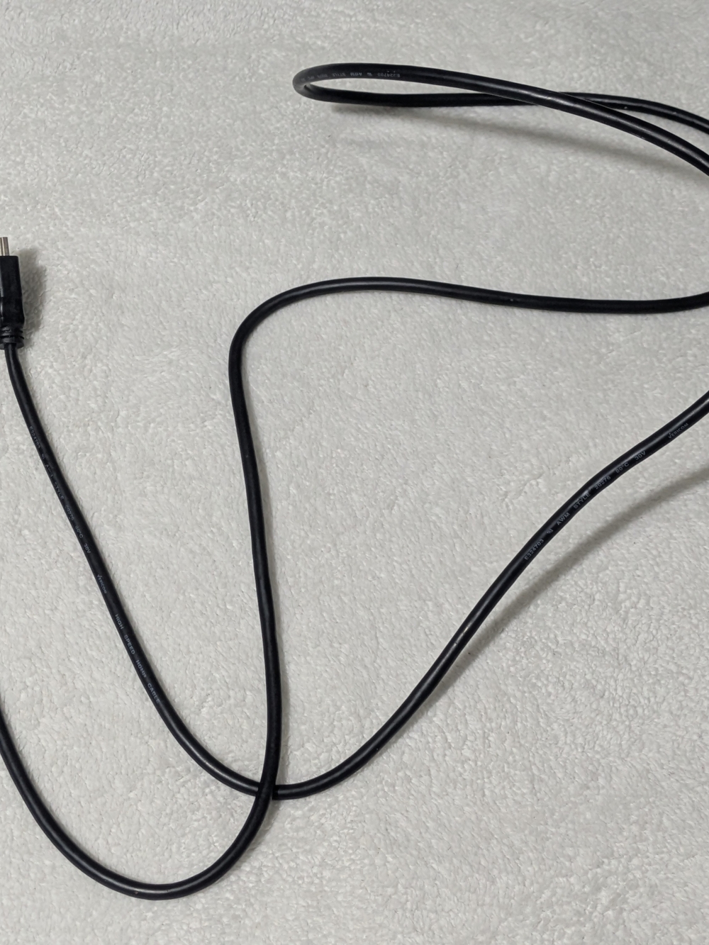 6-Foot Black HDMI Cable - Standard Male to Male - Picture 3 of 4